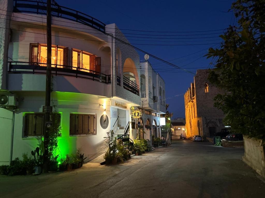 פמגוסטה Royal Goddess Guest House, Walled City מראה חיצוני תמונה