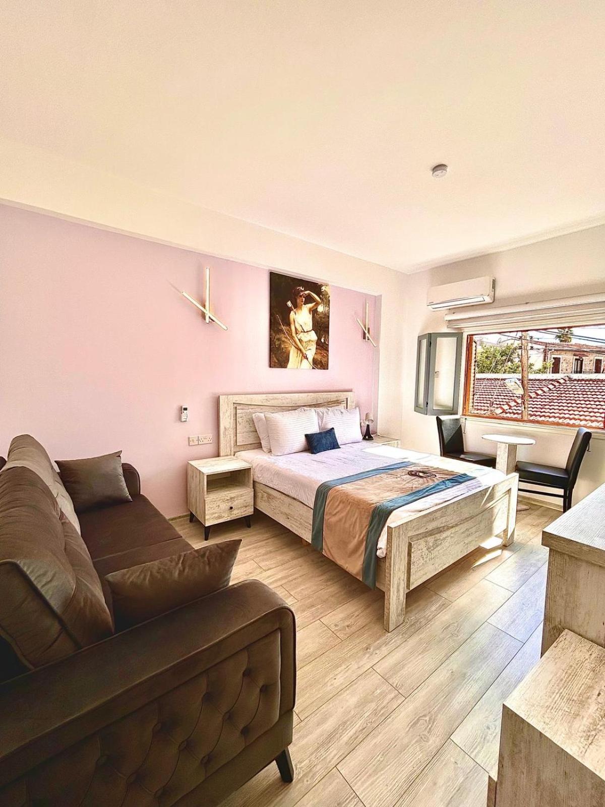 פמגוסטה Royal Goddess Guest House, Walled City מראה חיצוני תמונה