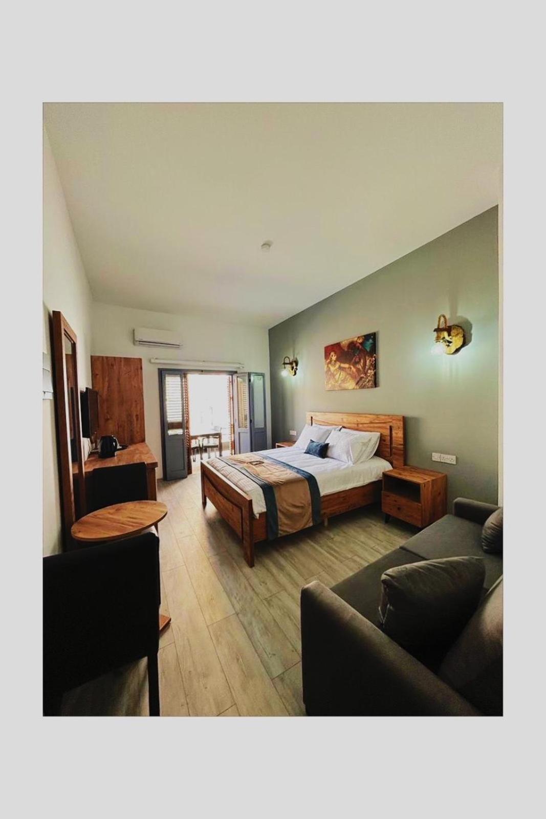 פמגוסטה Royal Goddess Guest House, Walled City מראה חיצוני תמונה