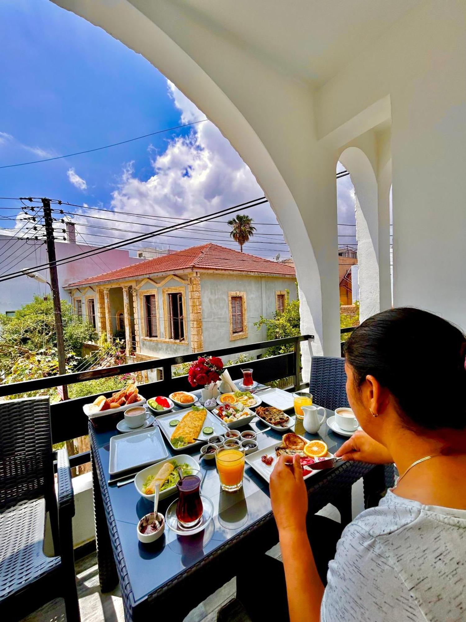 פמגוסטה Royal Goddess Guest House, Walled City מראה חיצוני תמונה