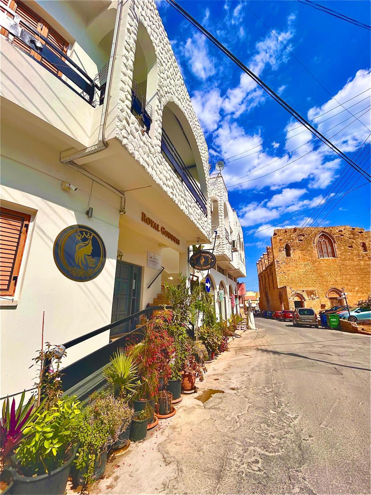 פמגוסטה Royal Goddess Guest House, Walled City מראה חיצוני תמונה