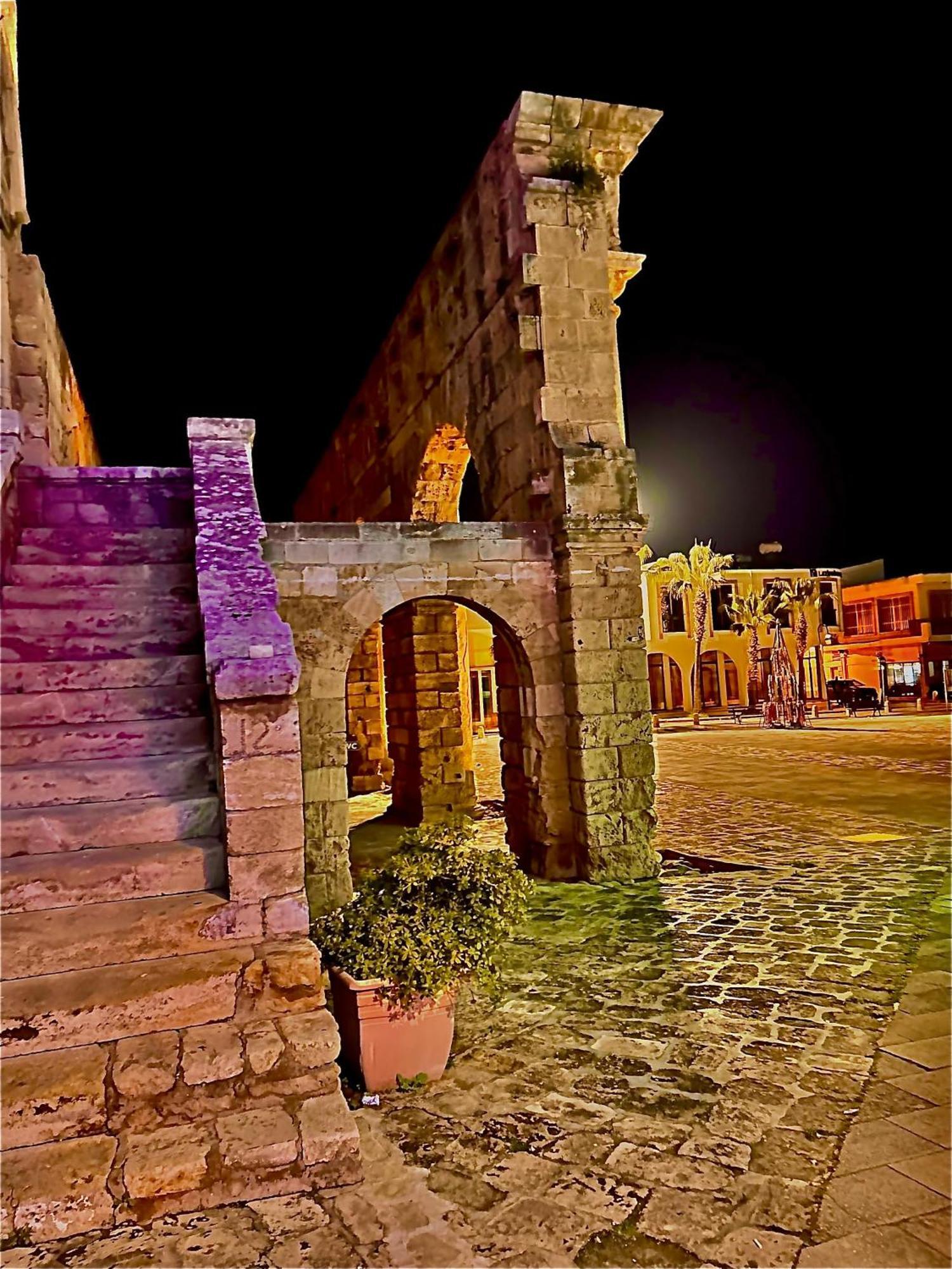 פמגוסטה Royal Goddess Guest House, Walled City מראה חיצוני תמונה